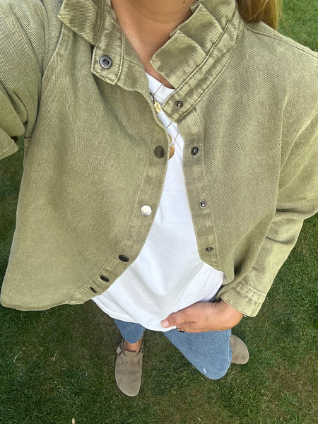 Sur-chemise June kaki délavée (livraison à partir du 1 er Octobre)