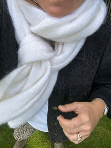 Écharpe blanche